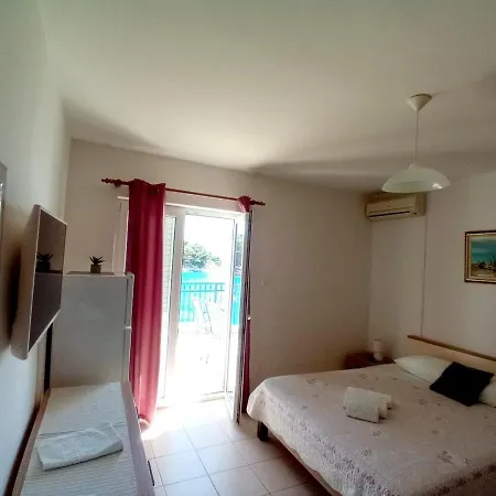 Luna Tribunj 3*