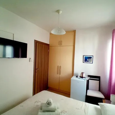 Guest house Luna 3*