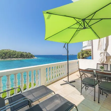Guest house Luna 3*