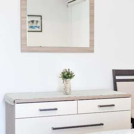 Luna Tribunj 3*
