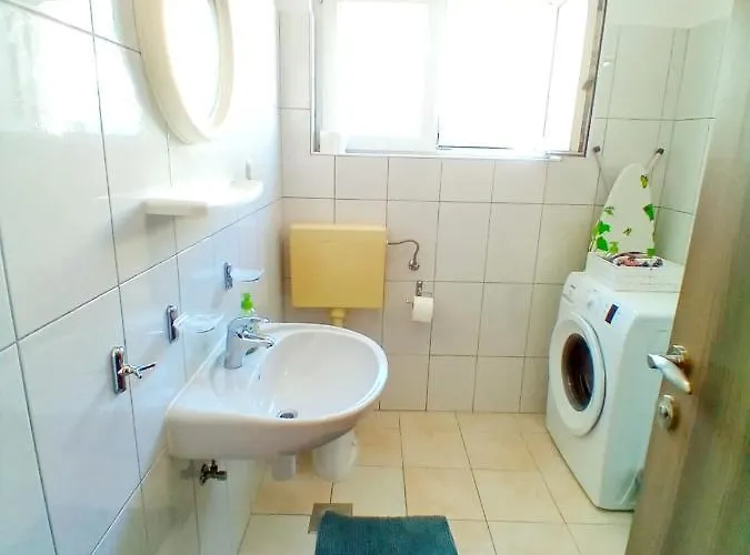 Luna Tribunj בית הארחה Tribalj