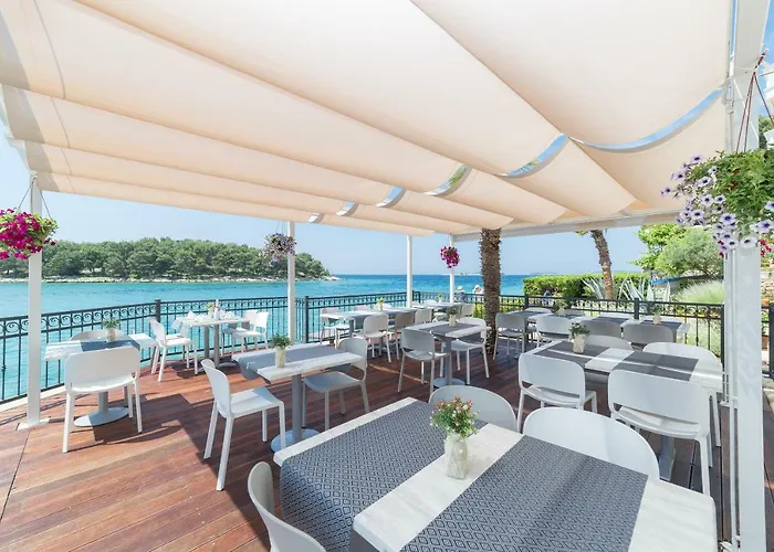 Luna Tribunj 3* Tribalj